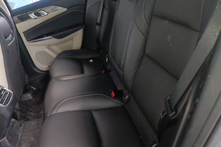 Used Lynk & Co 02 2018 1.5T DCT Two-Wheel Drive Zhaoban China V Standard Left Rear Seat