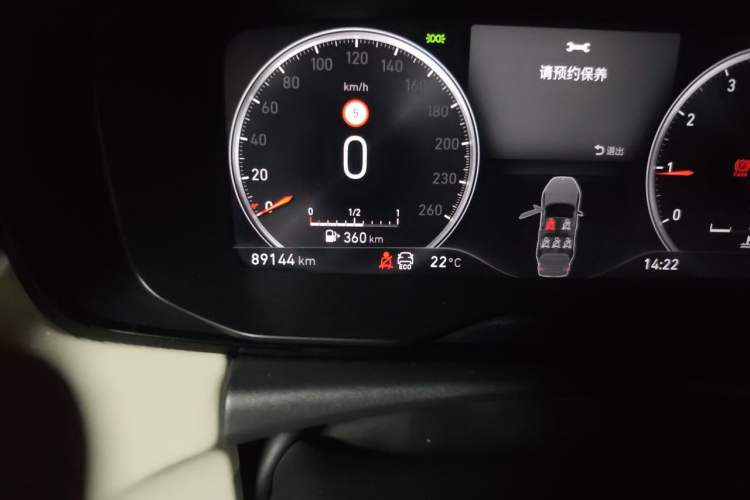 Used Lynk & Co 02 2018 1.5T DCT Two-Wheel Drive Zhaopu Version China V Standard Odometer Close Up