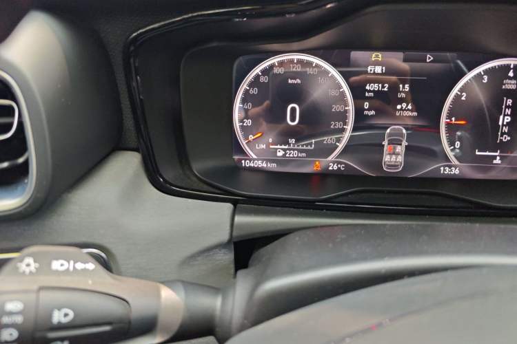 Used Lynk & Co 02 2018 1.5T DCT Two-Wheel Drive Pro Version China V Emission Standard Odometer Close Up