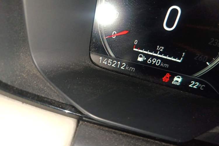 Used Lynk & Co 02 2018 1.5T DCT Two-Wheel Drive Zhaopu Version China V Standard Odometer Close Up