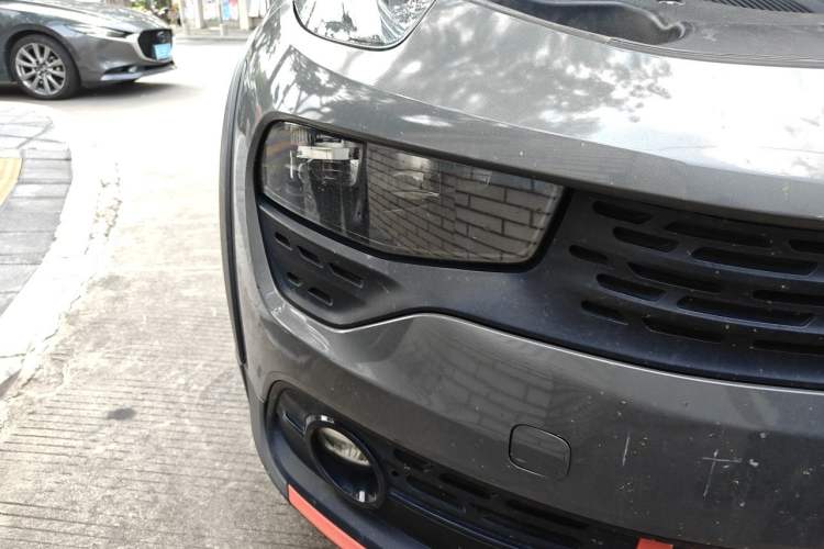 Used Lynk & Co 02 2018 1.5T DCT Two-Wheel Drive Zhaoban China V Standard Right Front Headlight