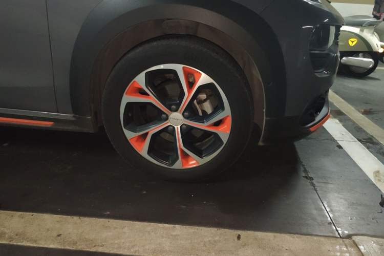 Used Lynk & Co 02 2018 1.5T DCT Two-Wheel Drive Zhaopu Version China V Standard Right Front Wheel Hub
