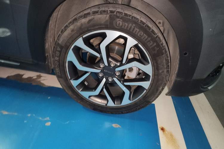 Used Lynk & Co 02 2018 1.5T DCT Two-Wheel Drive Pro Version China V Emission Standard Right Front Wheel Hub