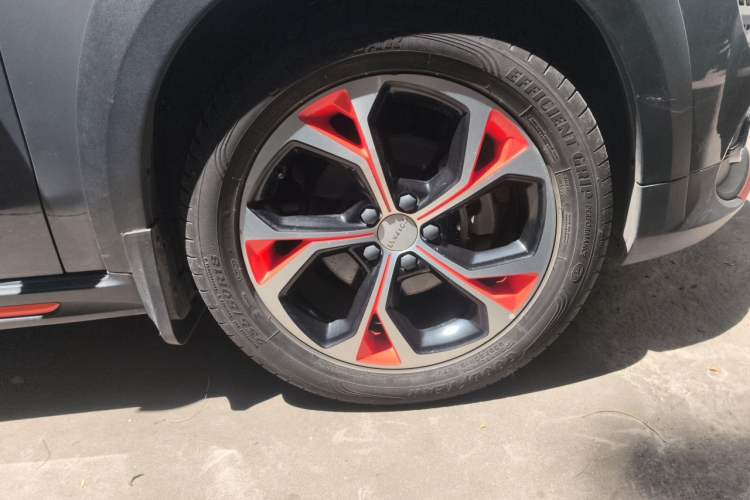 Used Lynk & Co 02 2018 1.5T DCT Two-Wheel Drive Zhaoban China V Standard Right Front Wheel Hub