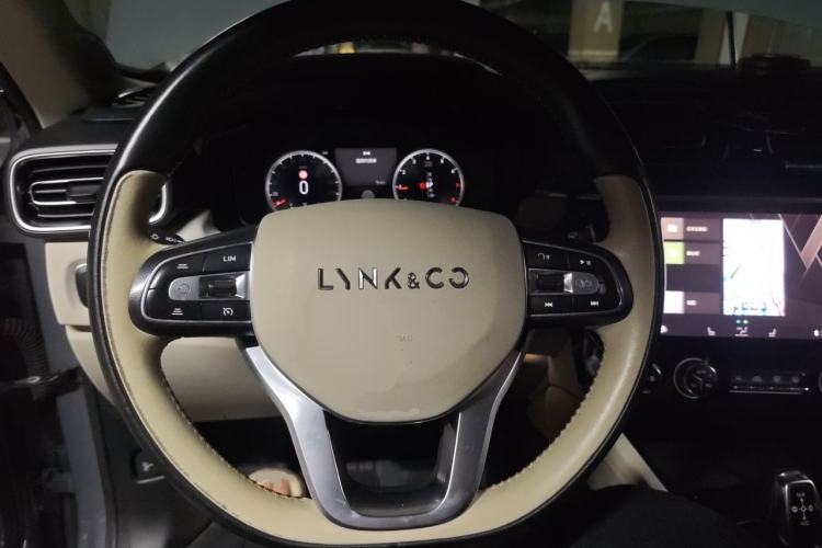 Used Lynk & Co 02 2018 1.5T DCT Two-Wheel Drive Zhaopu Version China V Standard Steering Wheel