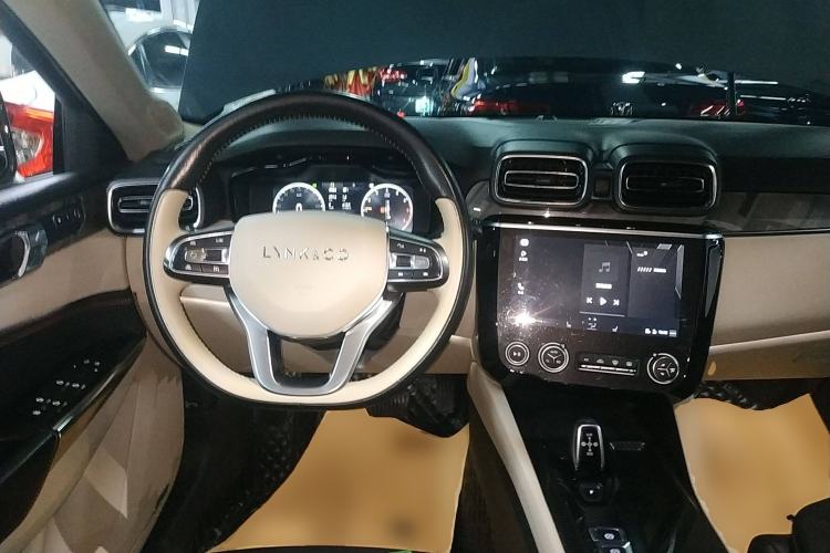 Used Lynk & Co 02 2018 1.5T DCT Two-Wheel Drive Zhaopu Version China V Standard Steering Wheel