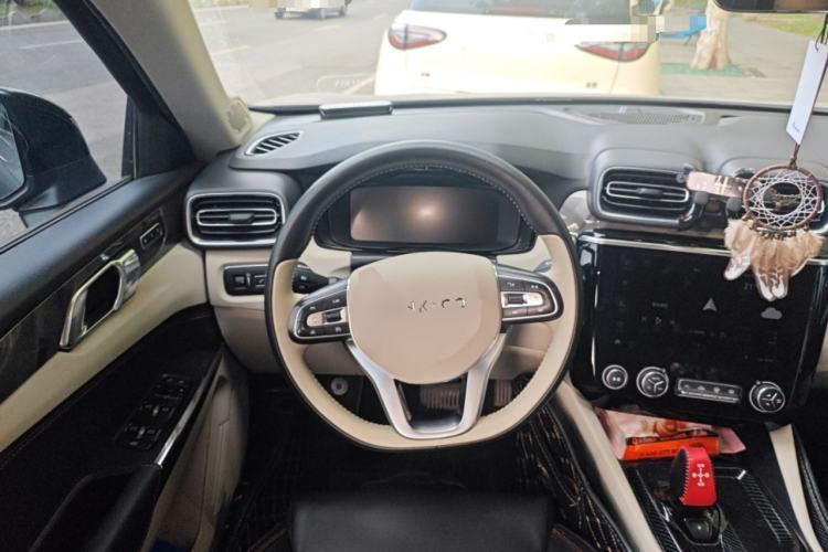 Used Lynk & Co 02 2018 1.5T DCT Two-Wheel Drive Zhaopu Version China V Standard Steering Wheel