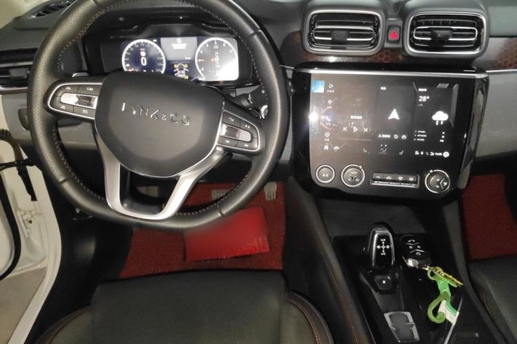 Used Lynk & Co 02 2018 1.5T DCT Two-Wheel Drive Pro Version China V Emission Standard Steering Wheel