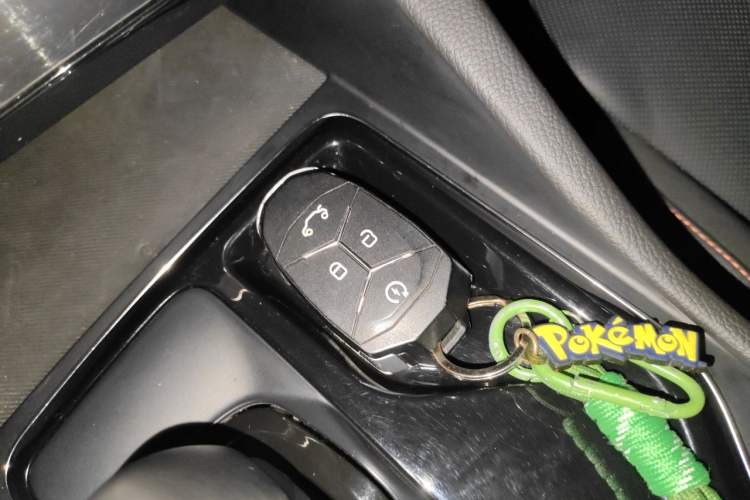 Used Lynk & Co 02 2018 1.5T DCT Two-Wheel Drive Pro Version China V Emission Standard Vehicle Key
