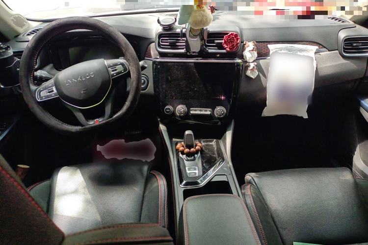 Used Lynk & Co 02 2018 1.5T DCT Two-Wheel Drive Pro Version China V Emission Standard Center Console
