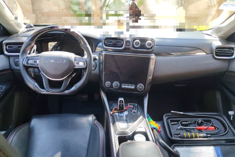Used Lynk & Co 02 2018 1.5T DCT Two-Wheel Drive Pro Version China V Emission Standard Center Console