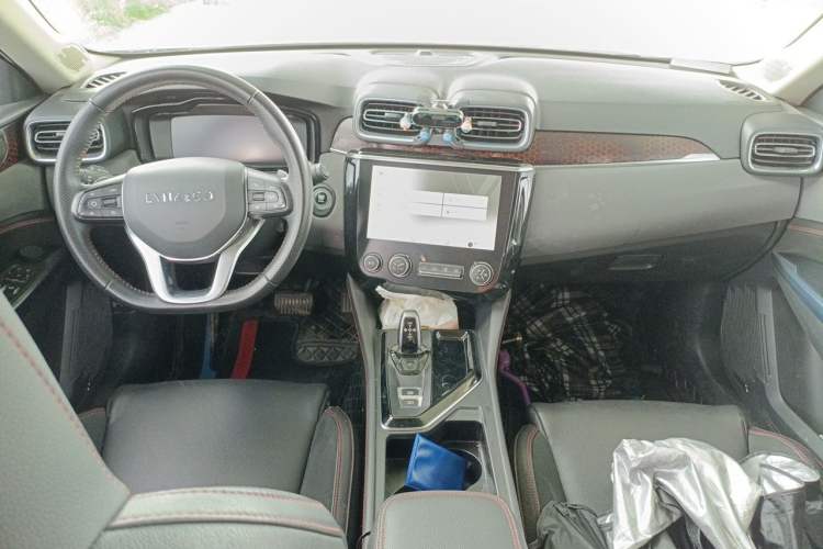 Used Lynk & Co 02 2018 1.5T DCT Two-Wheel Drive Sporty Version China V Standard Center Console
