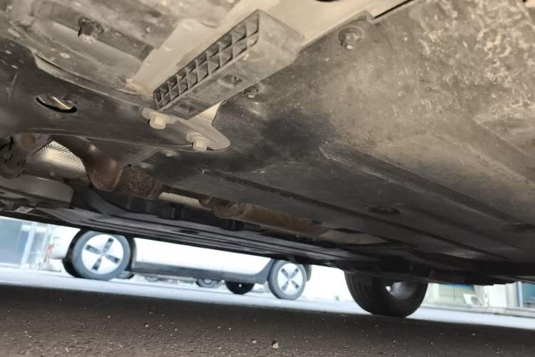 Used Lynk & Co 02 2018 1.5T DCT Two-Wheel Drive Pro Version China V Emission Standard Chassis Front Left
