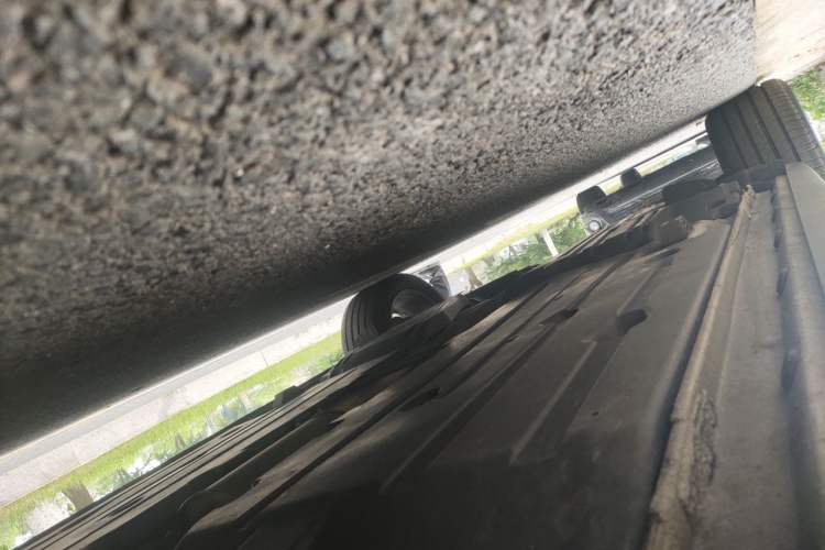 Used Lynk & Co 02 2018 1.5T DCT Two-Wheel Drive Pro Version China V Emission Standard Chassis Front Right