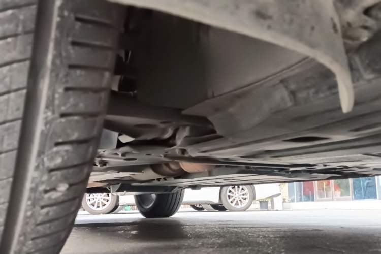 Used Lynk & Co 02 2018 1.5T DCT Two-Wheel Drive Pro Version China V Emission Standard Chassis Front Right