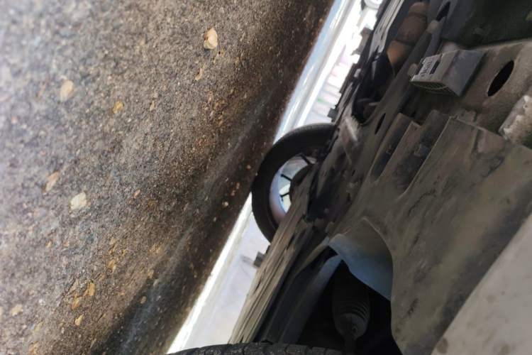 Used Lynk & Co 02 2018 1.5T DCT Two-Wheel Drive Pro Version China V Emission Standard Chassis Front Right