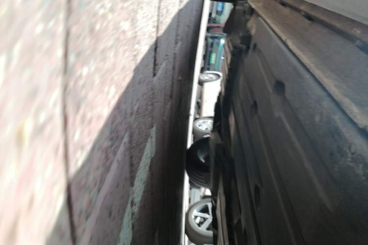 Used Lynk & Co 02 2018 1.5T DCT Two-Wheel Drive Pro Version China V Emission Standard Chassis Front Right