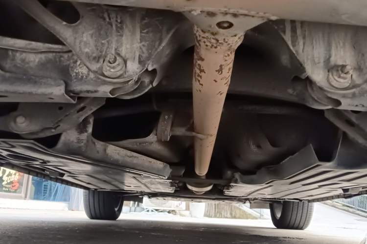 Used Lynk & Co 02 2018 1.5T DCT Two-Wheel Drive Pro Version China V Emission Standard Chassis Rear