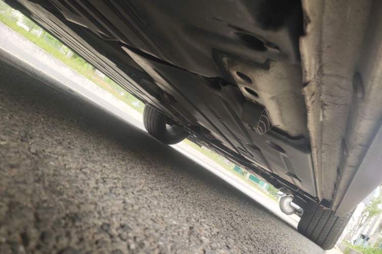 Used Lynk & Co 02 2018 1.5T DCT Two-Wheel Drive Pro Version China V Emission Standard Chassis Rear Right