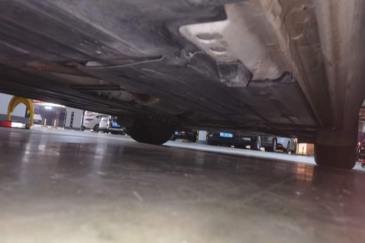 Used Lynk & Co 02 2018 1.5T DCT Two-Wheel Drive Pro Version China V Emission Standard Chassis Rear Right