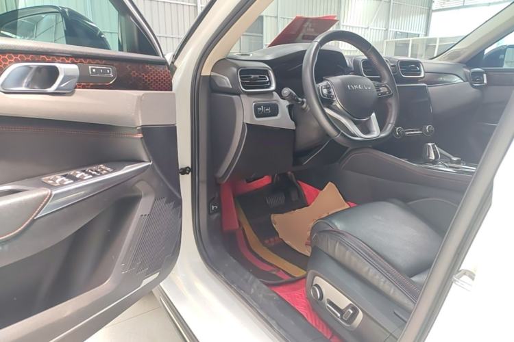Used Lynk & Co 02 2018 2.0T DCT 4x4 Sport Pro Edition China V Standard Driver Seat