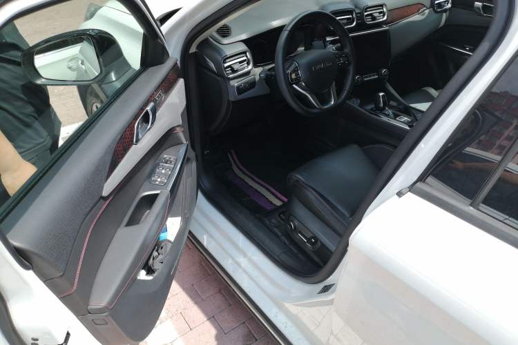 Used Lynk & Co 02 2018 1.5T DCT Two-Wheel Drive Pro Version China V Emission Standard Driver Seat