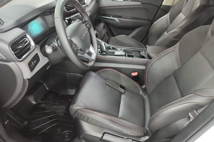 Used Lynk & Co 02 2018 1.5T DCT Two-Wheel Drive Sporty Version China V Standard Driver Seat