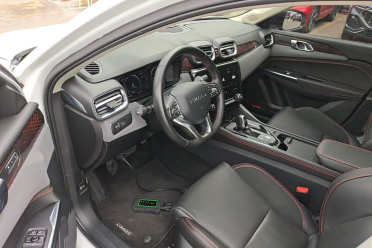 Used Lynk & Co 02 2018 1.5T DCT Two-Wheel Drive Pro Version China V Emission Standard Driver Seat