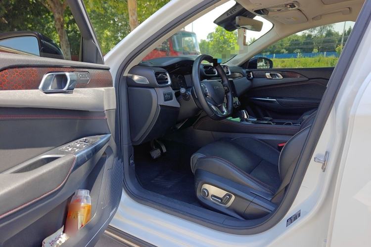 Used Lynk & Co 02 2018 2.0T Automatic Two-Wheel Drive Pro Edition China VI Standard Driver Seat
