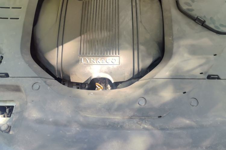 Used Lynk & Co 02 2018 1.5T DCT Two-Wheel Drive Pro Version China V Emission Standard Engine Bay