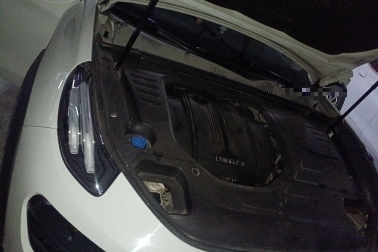 Used Lynk & Co 02 2018 1.5T DCT Two-Wheel Drive Pro Version China V Emission Standard Engine Bay Right