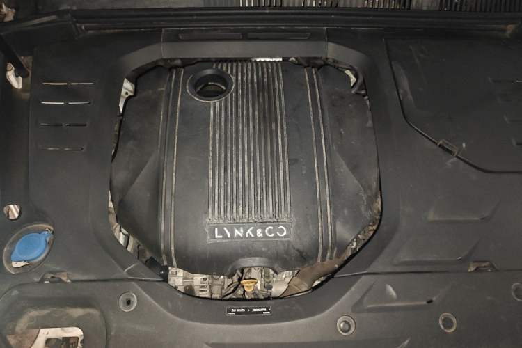 Used Lynk & Co 02 2018 1.5T DCT Two-Wheel Drive Pro Version China V Emission Standard Engine Bay