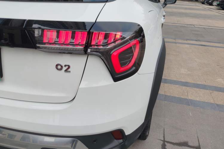Used Lynk & Co 02 2018 1.5T DCT Two-Wheel Drive Pro Version China V Emission Standard Exterior 3
