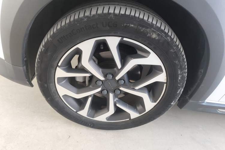 Used Lynk & Co 02 2018 1.5T DCT Two-Wheel Drive Sporty Version China V Standard Exterior 4