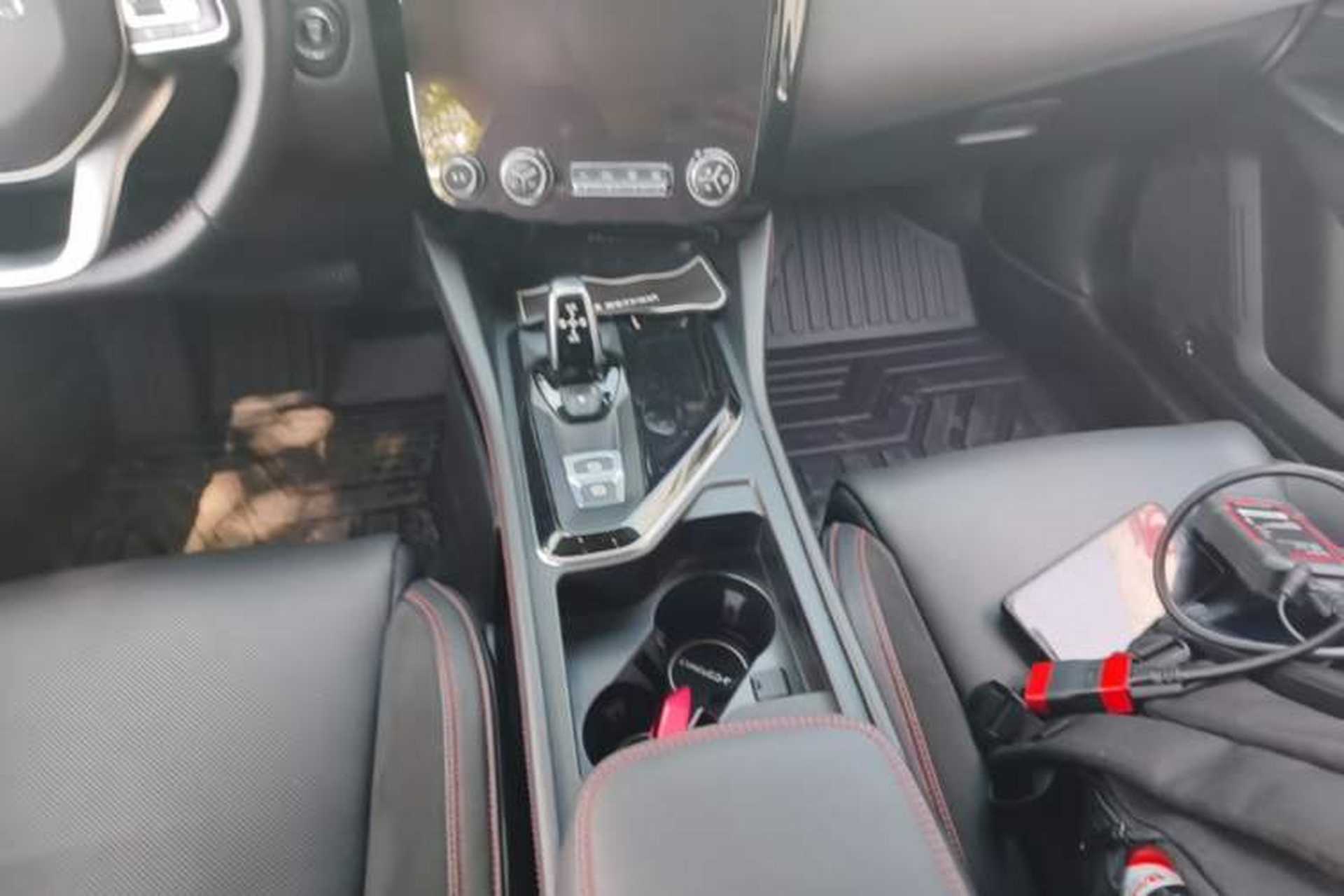 Used Lynk & Co 02 2018 1.5T DCT Two-Wheel Drive Pro Version China V Emission Standard Gear Lever