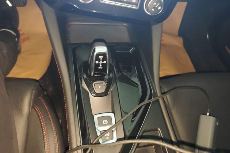 Used Lynk & Co 02 2018 1.5T DCT Two-Wheel Drive Sporty Version China V Standard Gear Lever