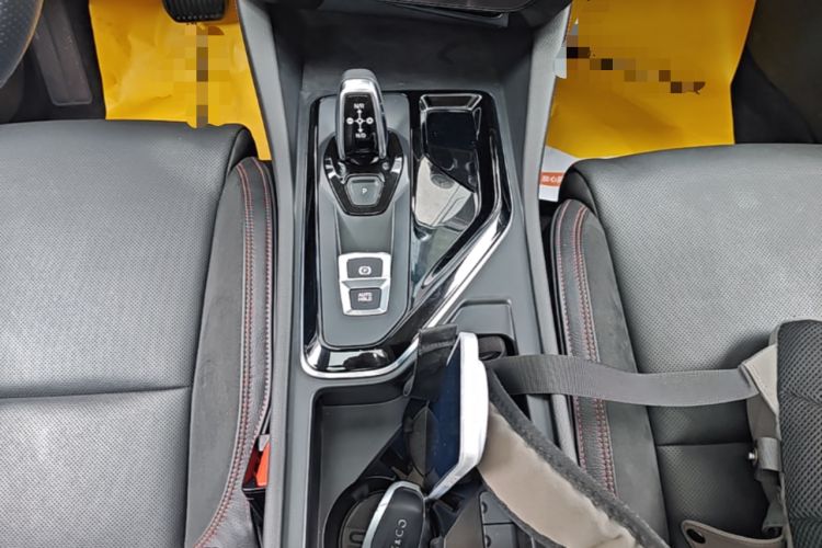 Used Lynk & Co 02 2018 1.5T DCT Two-Wheel Drive Pro Version China V Emission Standard Gear Lever