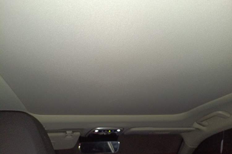 Used Lynk & Co 02 2018 1.5T DCT Two-Wheel Drive Pro Version China V Emission Standard Headliner