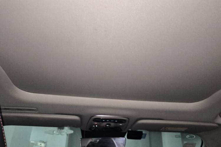 Used Lynk & Co 02 2018 2.0T Automatic Two-Wheel Drive Pro Edition China V Emission Standard Headliner