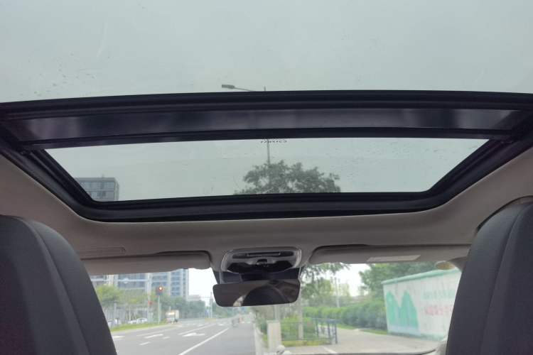 Used Lynk & Co 02 2018 1.5T DCT Two-Wheel Drive Pro Version China V Emission Standard Headliner
