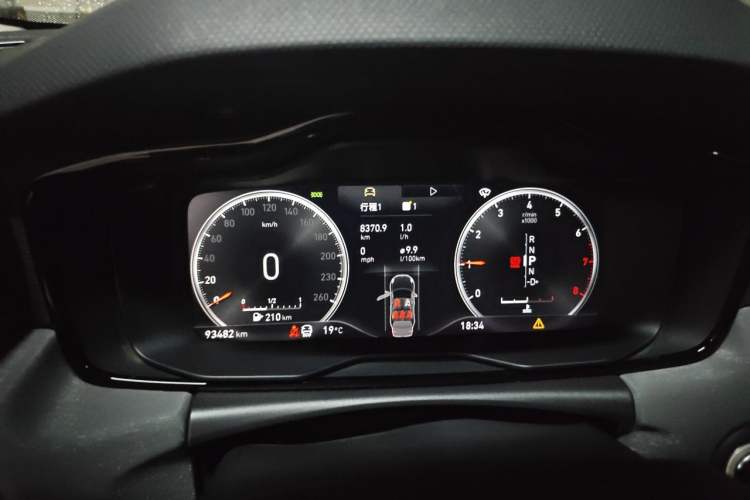 Used Lynk & Co 02 2018 1.5T DCT Two-Wheel Drive Pro Version China V Emission Standard Instrument Cluster