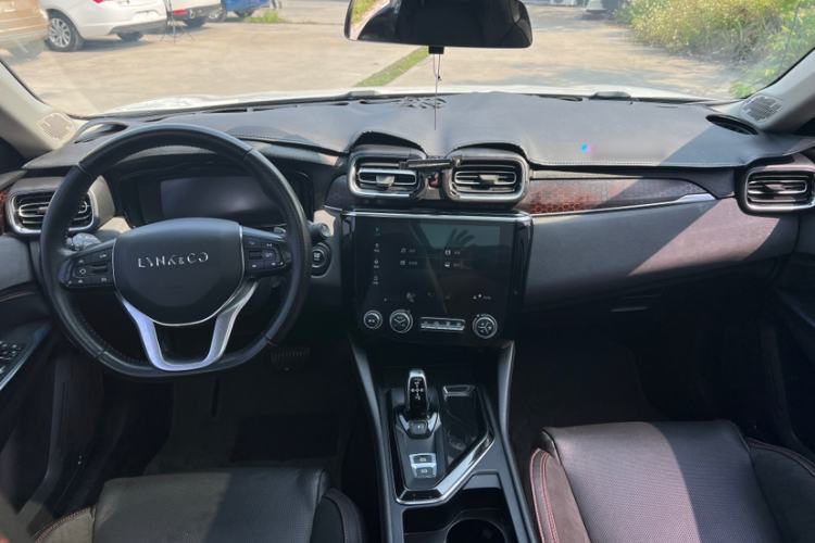 Used Lynk & Co 02 2018 1.5T DCT Two-Wheel Drive Sporty Version China V Standard Interior 1