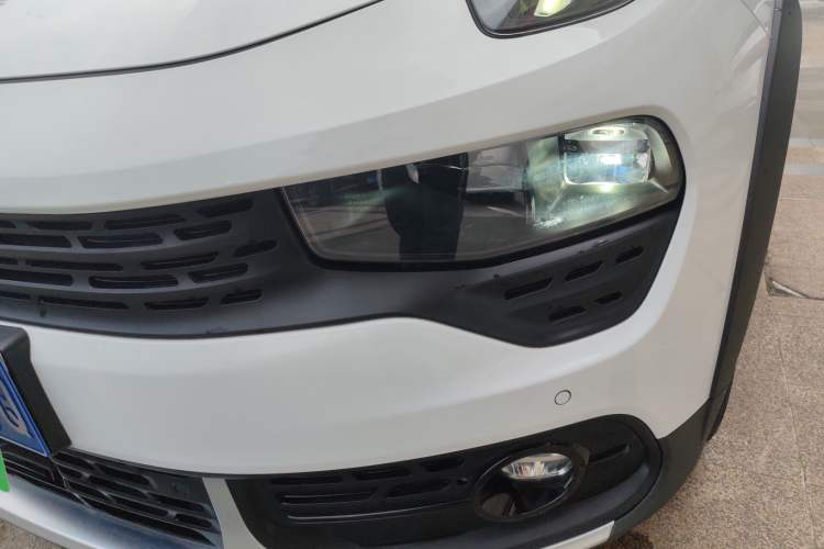 Used Lynk & Co 02 2018 1.5T DCT Two-Wheel Drive Pro Version China V Emission Standard Left Front Headlight