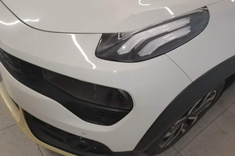 Used Lynk & Co 02 2018 1.5T DCT Two-Wheel Drive Pro Version China V Emission Standard Left Front Headlight