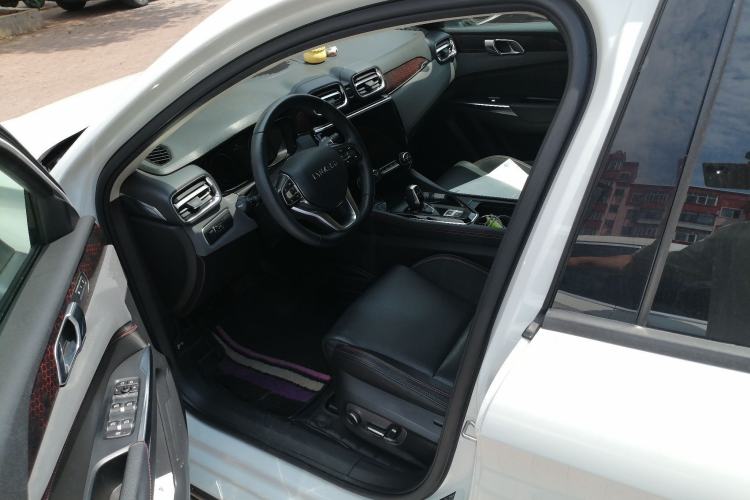 Used Lynk & Co 02 2018 1.5T DCT Two-Wheel Drive Pro Version China V Emission Standard Left Front Seat