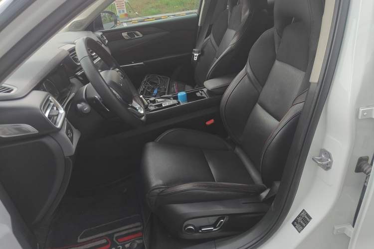 Used Lynk & Co 02 2018 2.0T DCT 4x4 Sport Pro Version China VI Standard Left Front Seat
