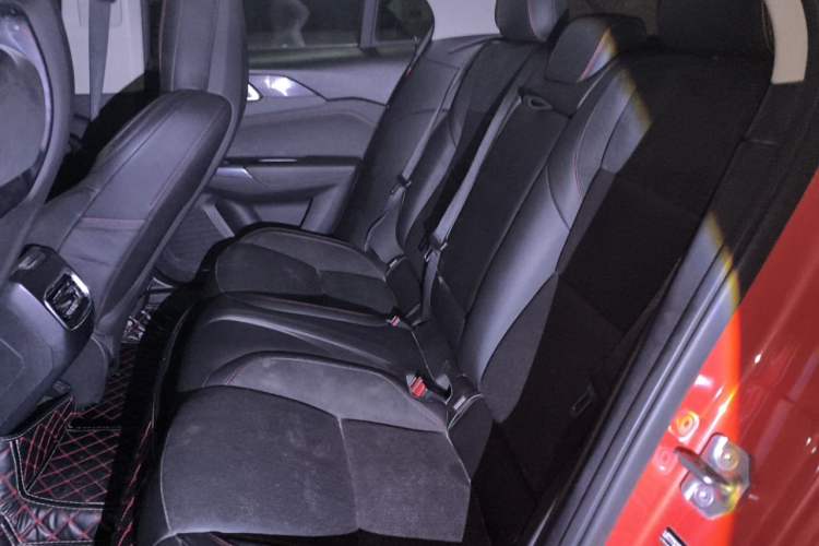 Used Lynk & Co 02 2018 2.0T Automatic Two-Wheel Drive Pro Edition China V Emission Standard Left Rear Seat