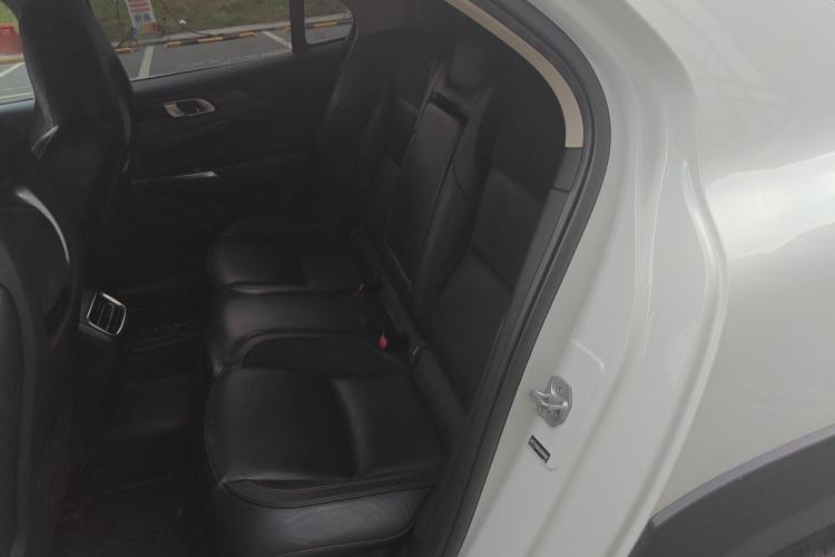 Used Lynk & Co 02 2018 2.0T DCT 4x4 Sport Pro Version China VI Standard Left Rear Seat