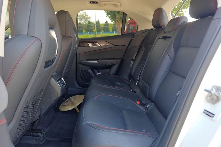 Used Lynk & Co 02 2018 2.0T Automatic Two-Wheel Drive Pro Edition China VI Standard Left Rear Seat