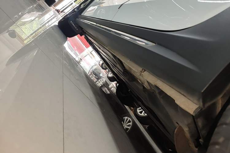 Used Lynk & Co 02 2018 1.5T DCT Two-Wheel Drive Sporty Version China V Standard Left Side Sill